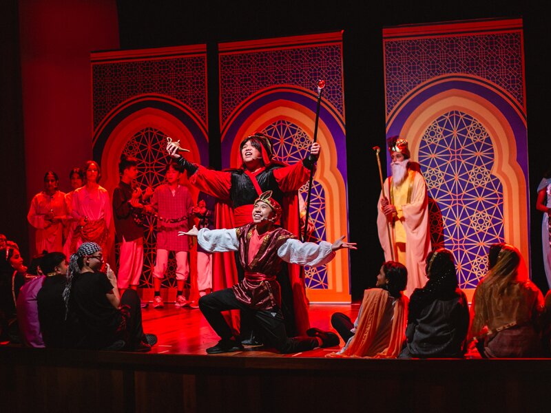 A scene of Jaafar with his sidekick Igor in a scene Aladdin